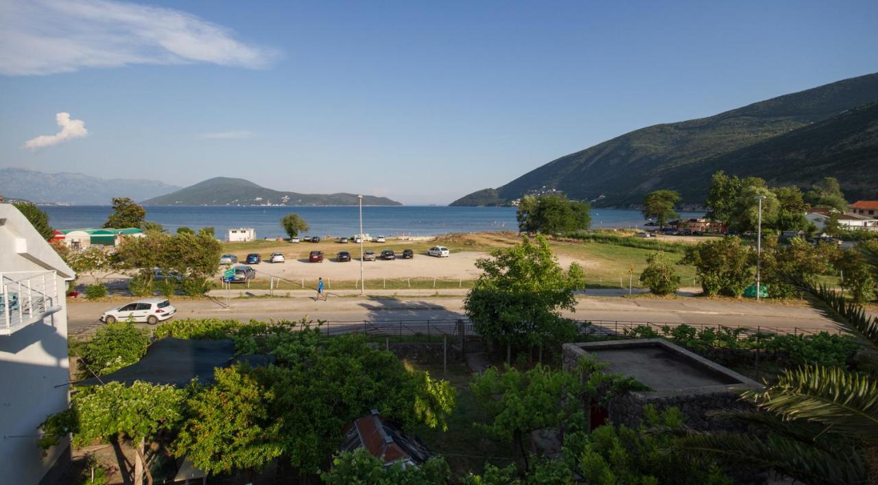 Apartmani Mina Herceg Novi Phòng bức ảnh