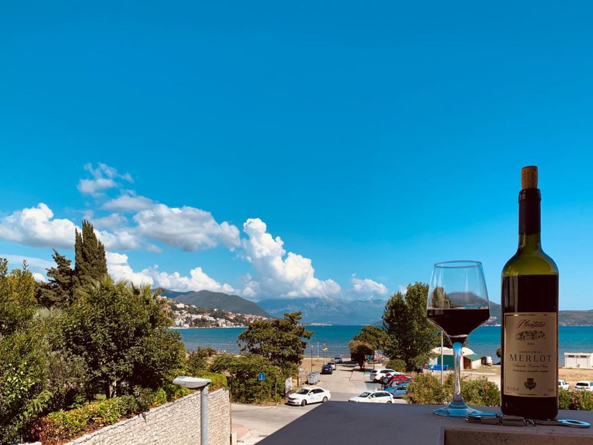 Apartmani Mina Herceg Novi Ngoại thất bức ảnh