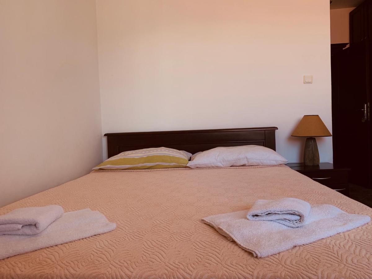 Apartmani Mina Herceg Novi Ngoại thất bức ảnh