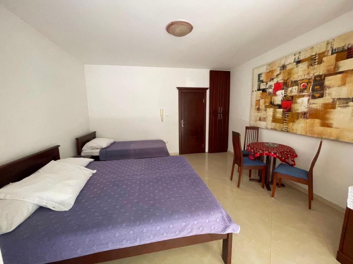 Apartmani Mina Herceg Novi Ngoại thất bức ảnh