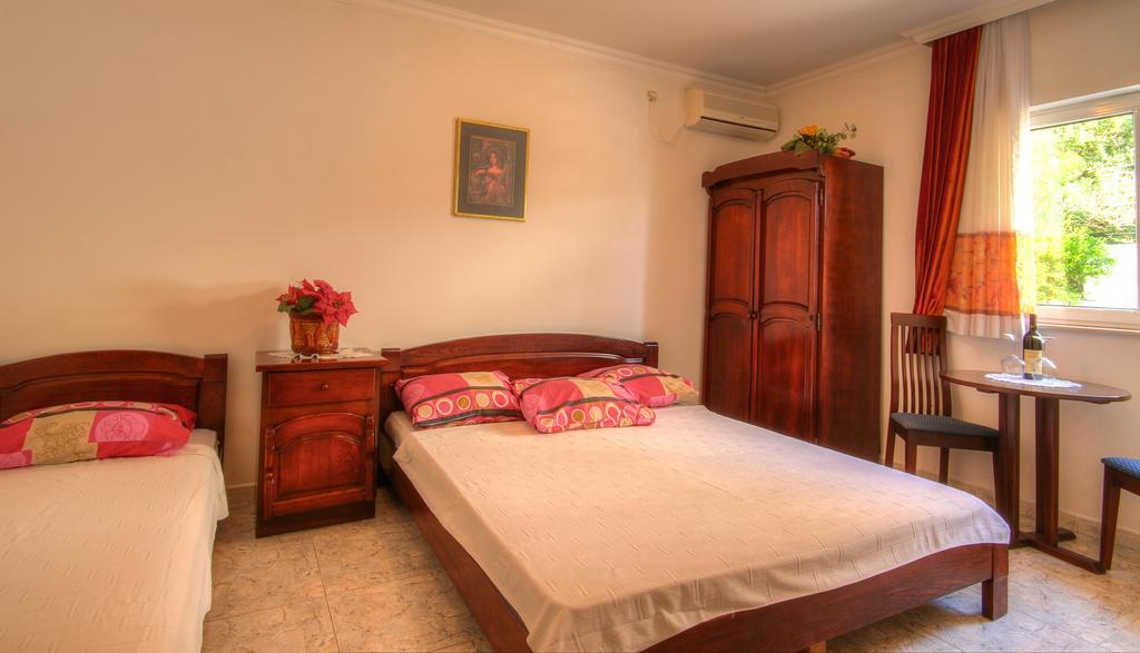 Apartmani Mina Herceg Novi Phòng bức ảnh