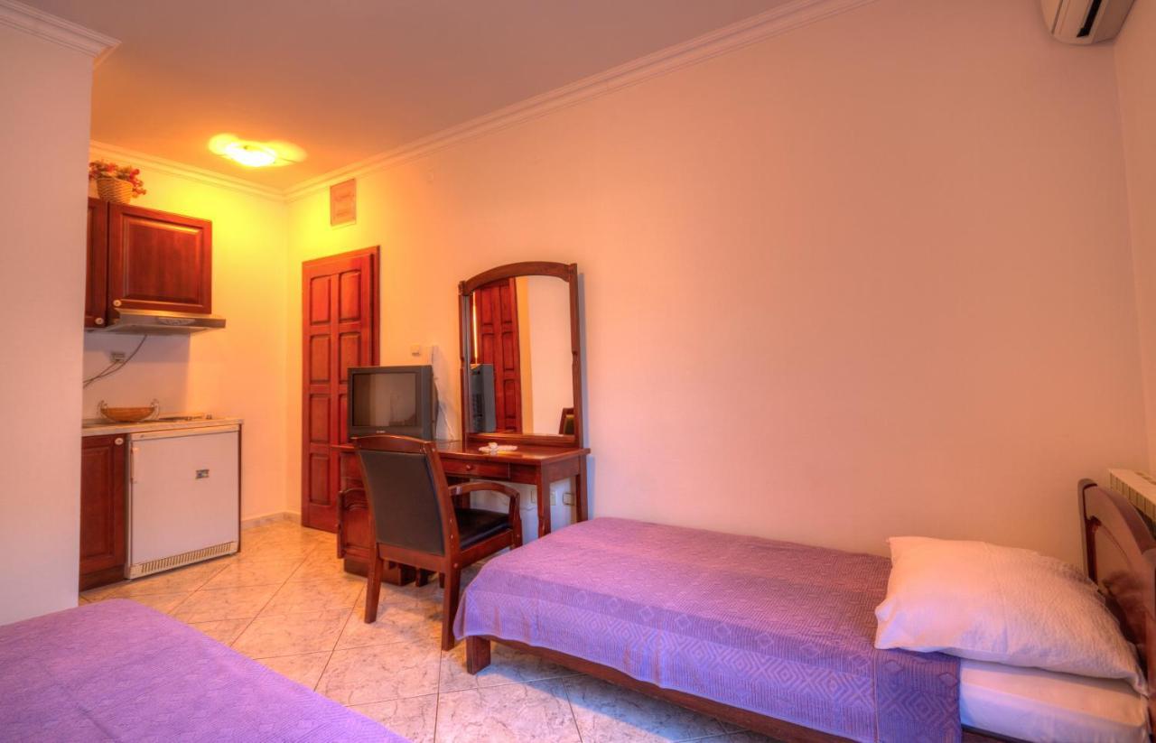 Apartmani Mina Herceg Novi Ngoại thất bức ảnh